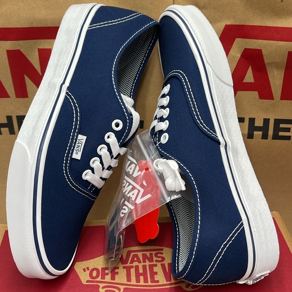Vans Women’s Authentic (Angstrping) Dress blue/True White 
VN000EE332D
Sneakers - Picture 12 of 16